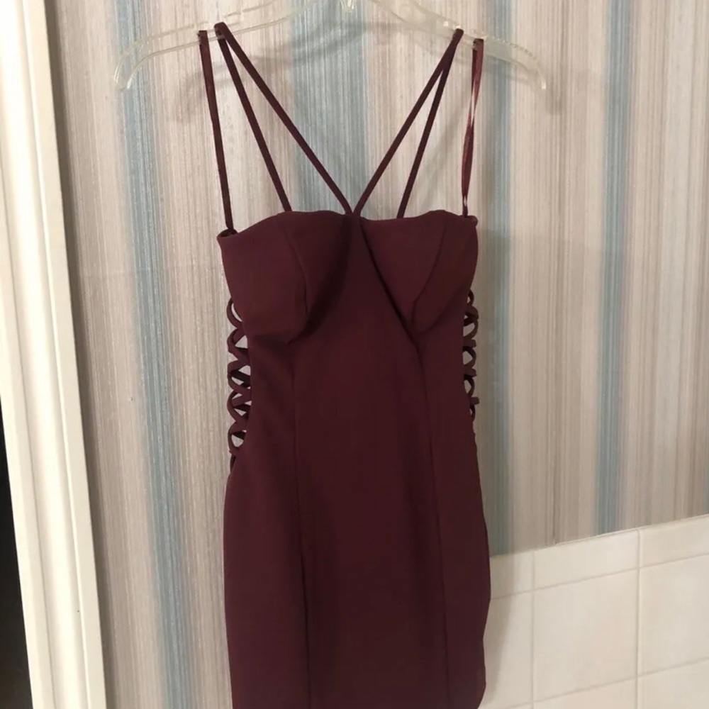 Jodi Kristopher wine color junior dress size 3